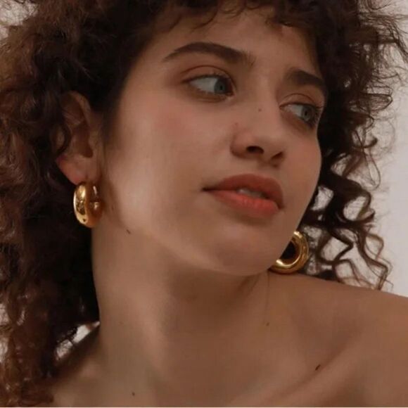 New Gold Thick Chunky Hoop Earrings - Picture 5 of 13